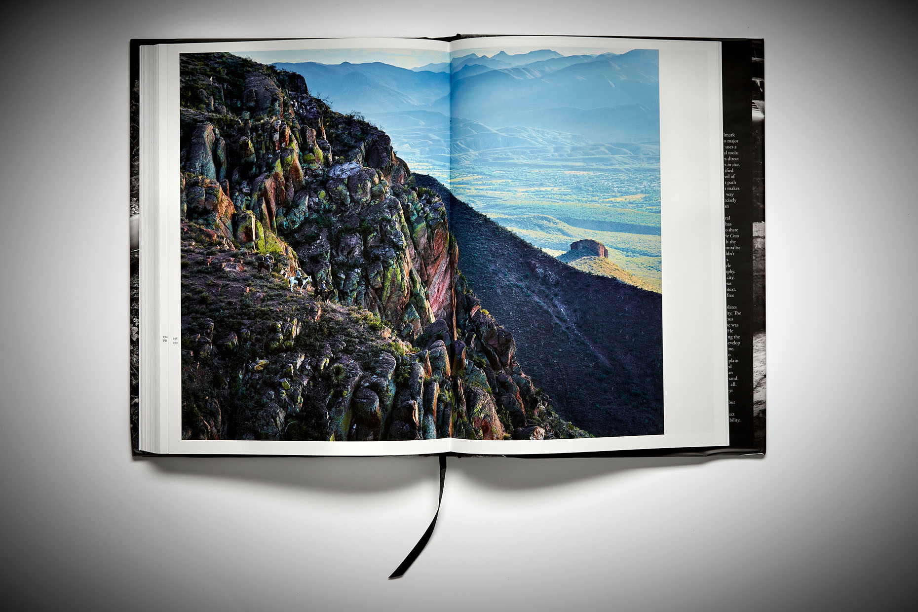 wernersegarra_VDLCDDBookPhotos08331