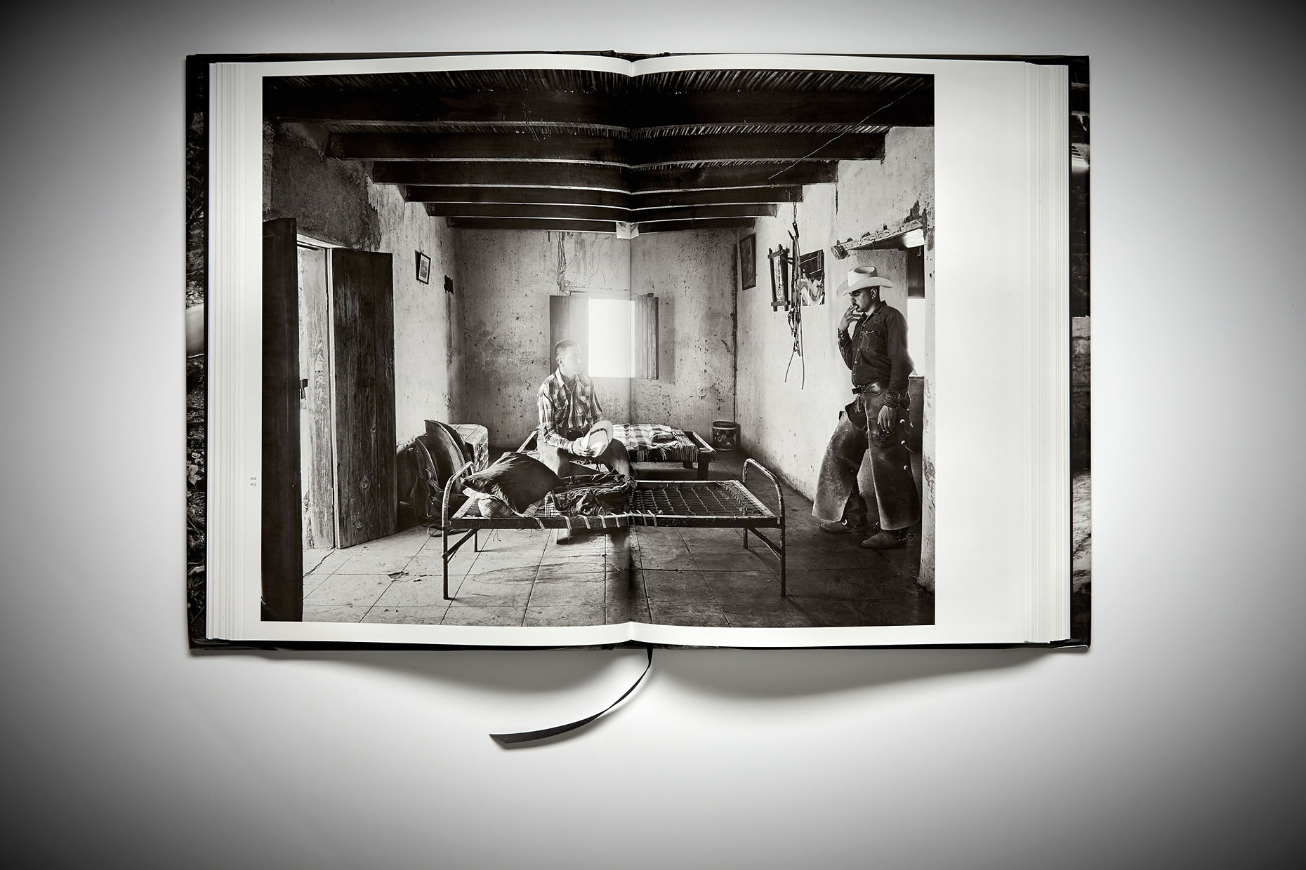 wernersegarra_VDLCDDBookPhotos08641